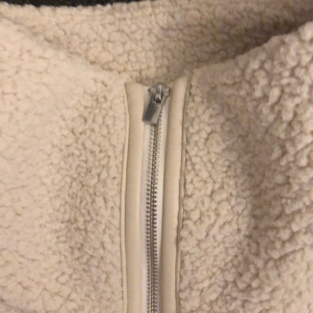 Express Jacket - Picture 7 of 11